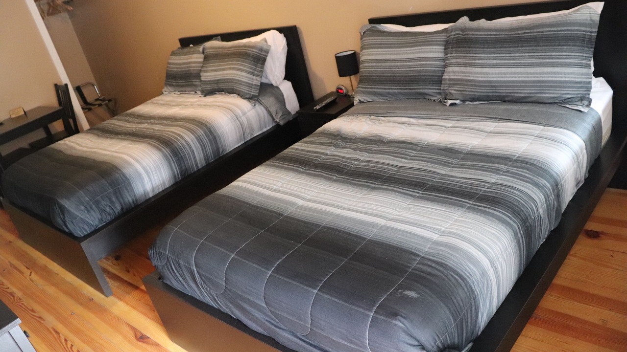 Photo of Bedroom in Roscoe