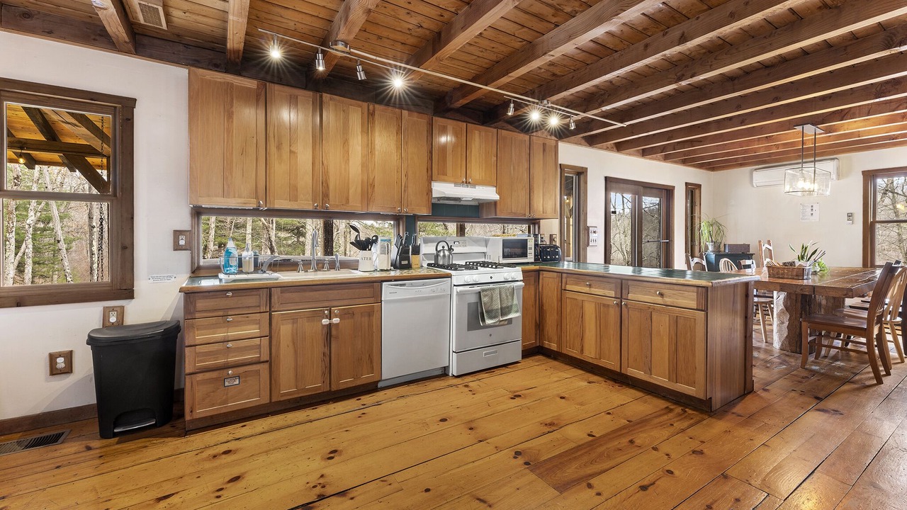 Photo of Kitchen in Dingmans Ferry