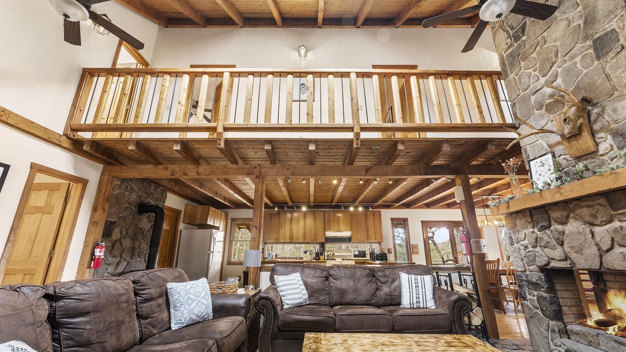 Photo of Livingroom in Dingmans Ferry