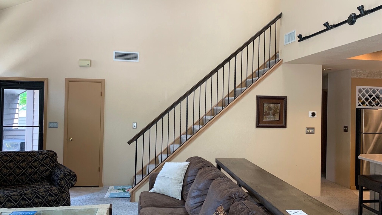 Photo of Livingroom in Seven Springs