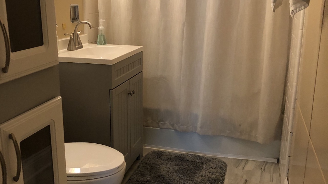 Photo of Bathroom in Cannon