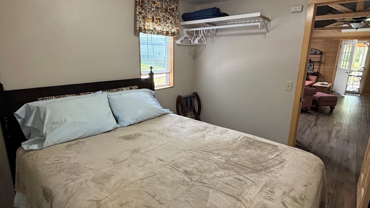 Photo of Bedroom in Valois