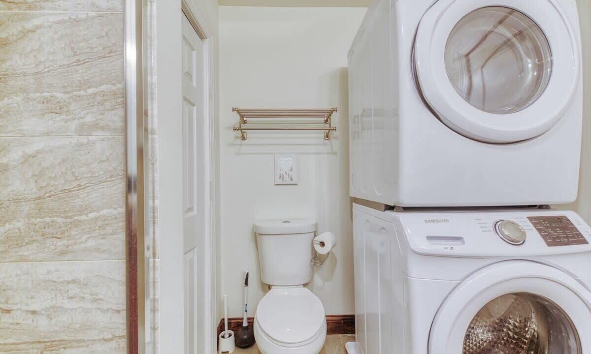 Photo of Bathroom in West Poplar