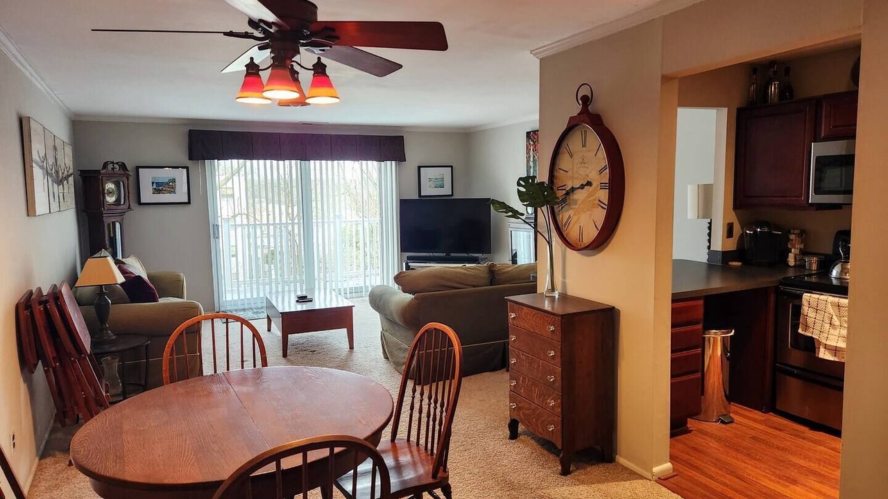Photo of Livingroom in Cheltenham