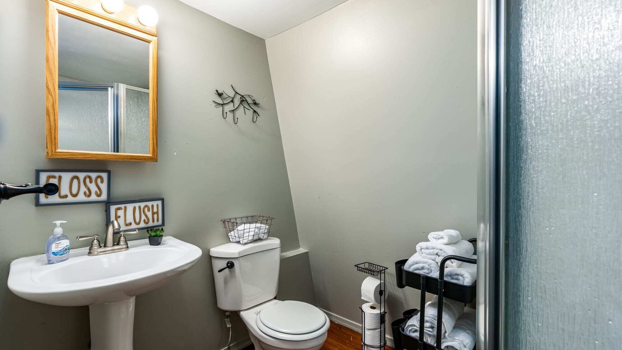 Photo of Bedroom in Alpine Lake