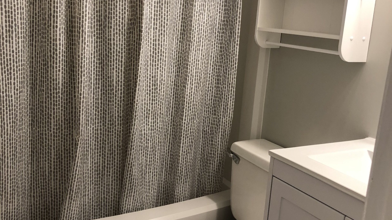 Photo of Bathroom in Snowshoe