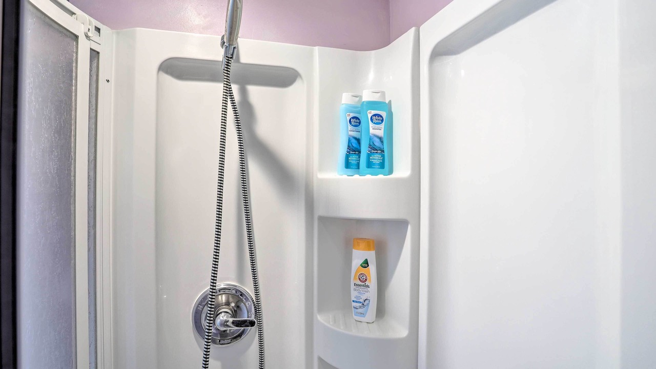 Photo of Bathroom in Lansdowne