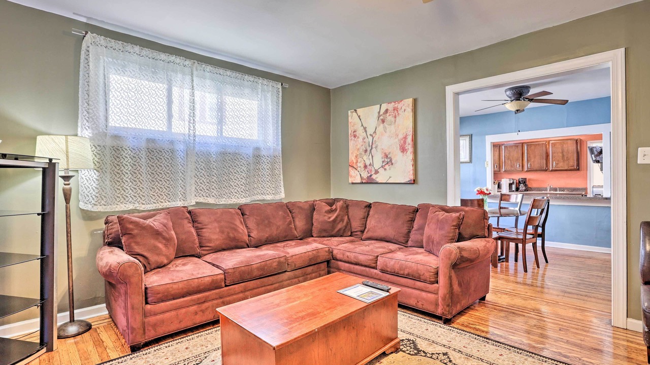 Photo of Bedroom in Lansdowne