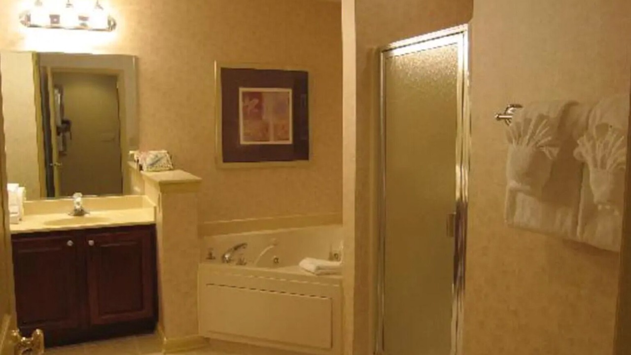 Photo of Bathroom in Williamsburg