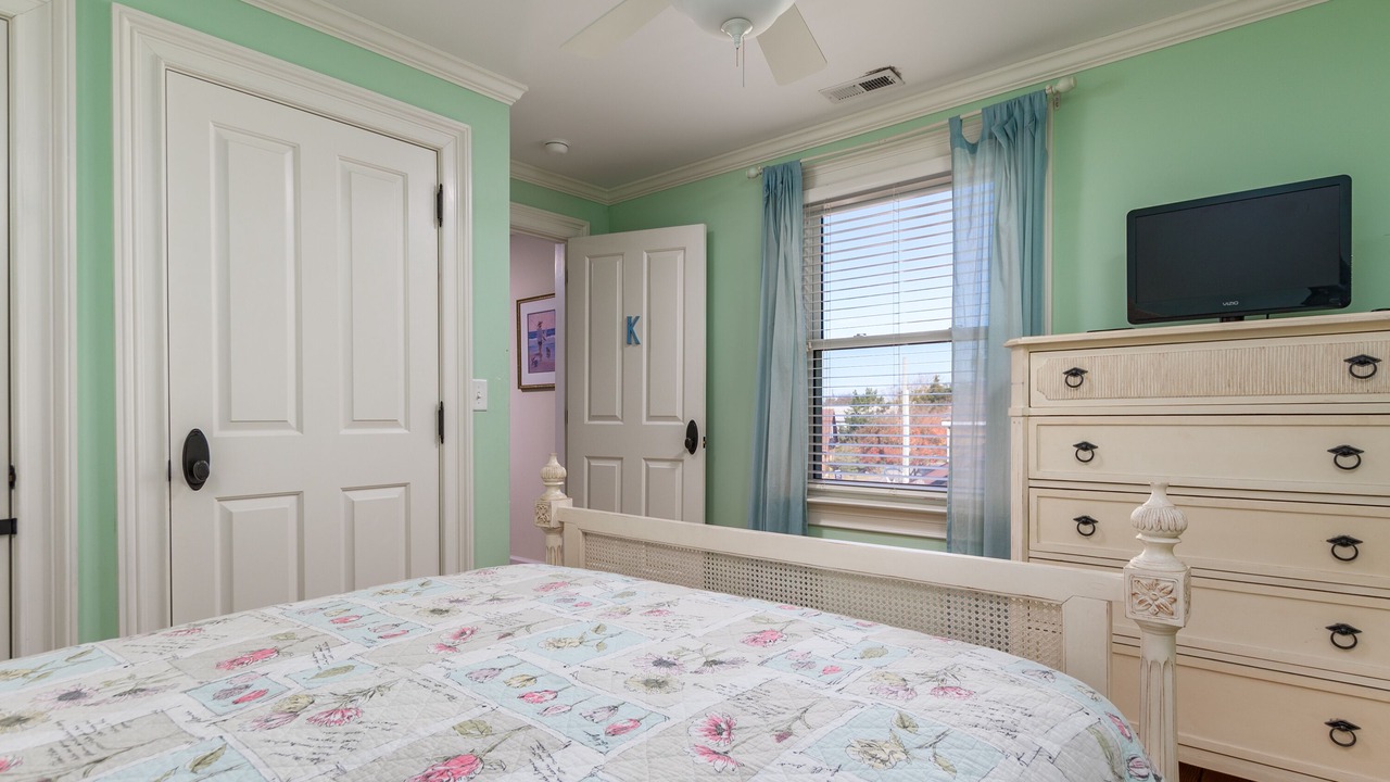 Photo of Bedroom in Lewes