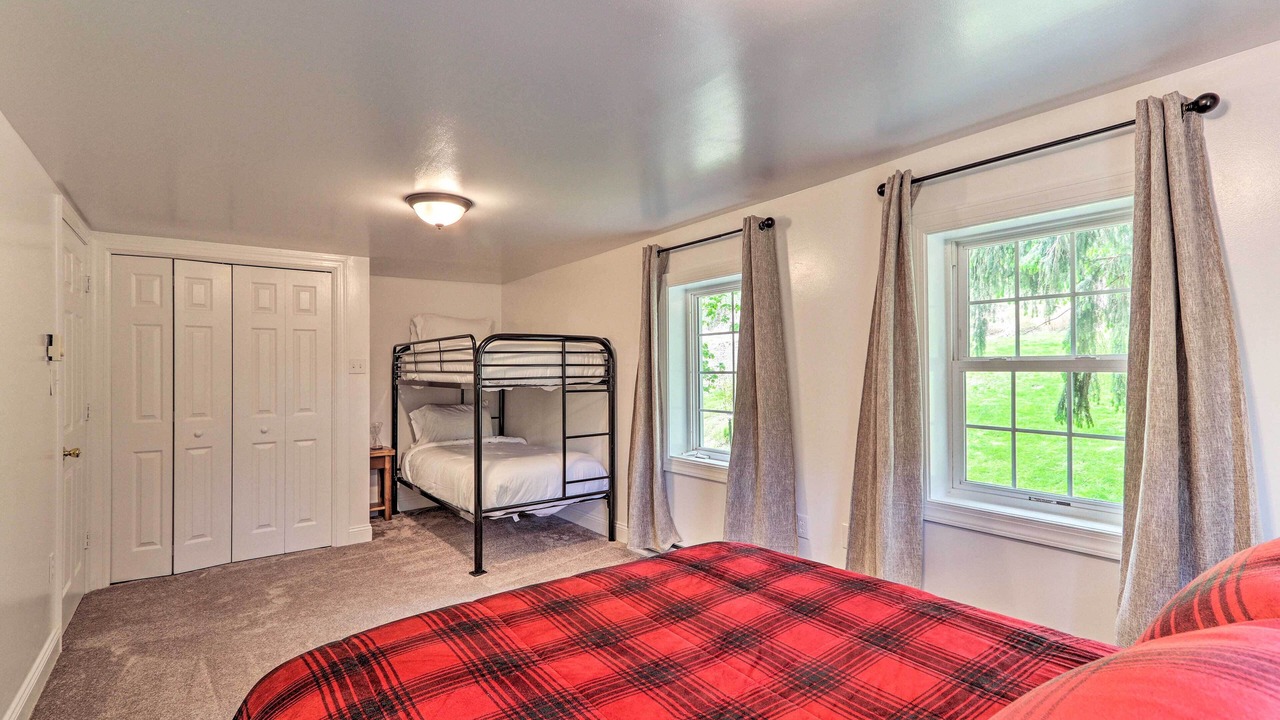 Photo of Bedroom in Millersburg