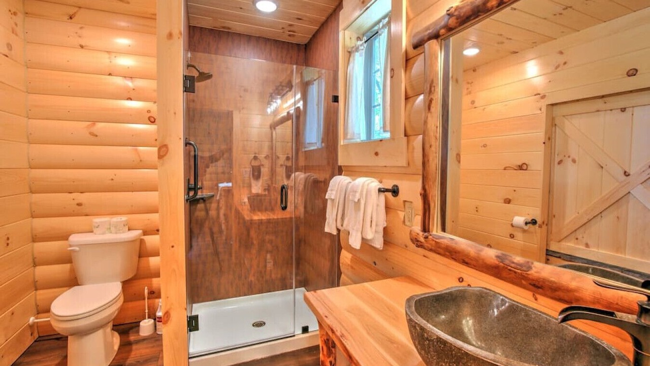 Photo of Bathroom in Millersburg