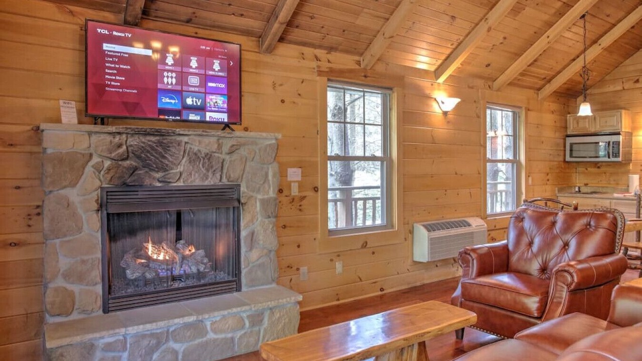 Photo of Livingroom in Millersburg
