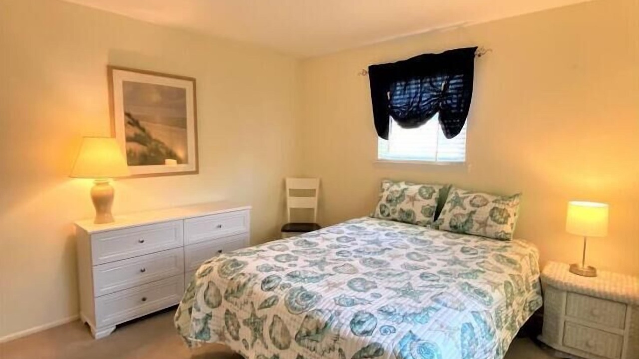 Photo of Bedroom in Village Green