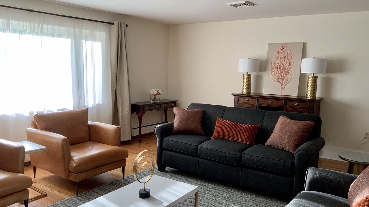 Photo of Livingroom in Crosswicks