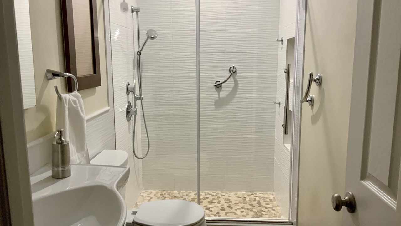 Photo of Bathroom in Crosswicks
