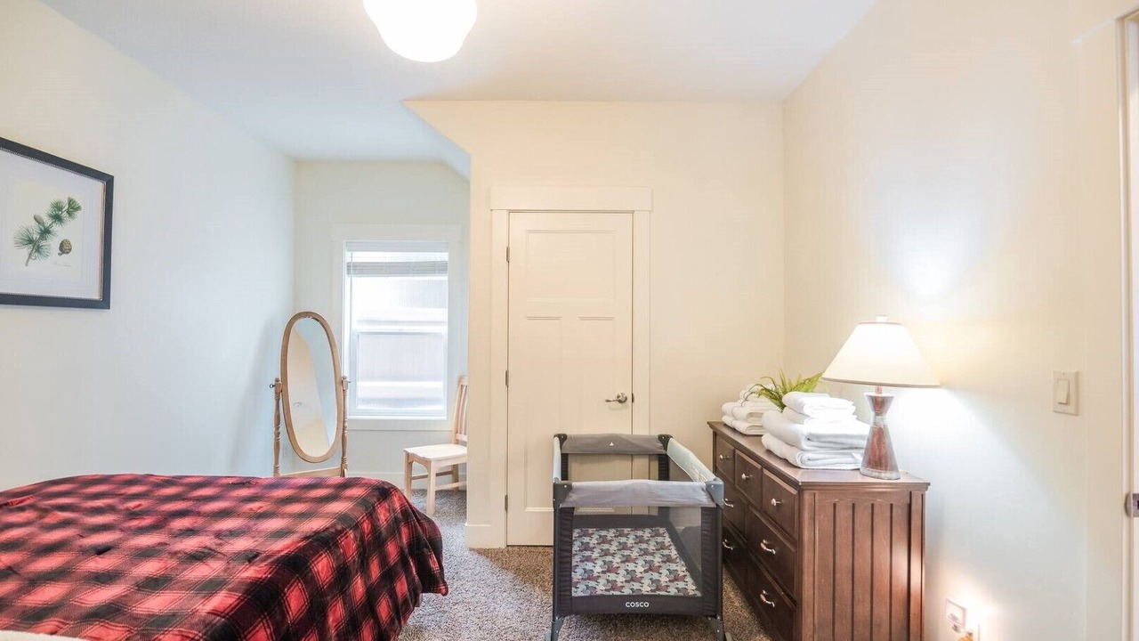 Photo of Bedroom in Southwest Ada County Alliance