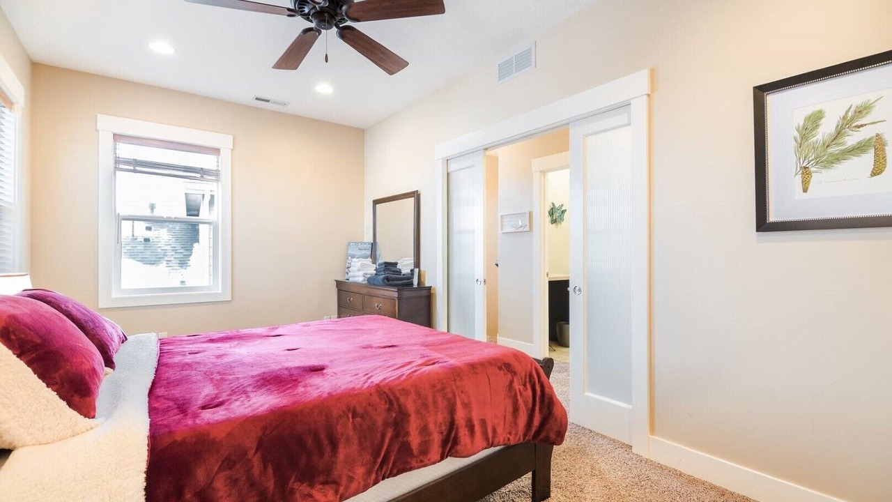 Photo of Bedroom in Southwest Ada County Alliance