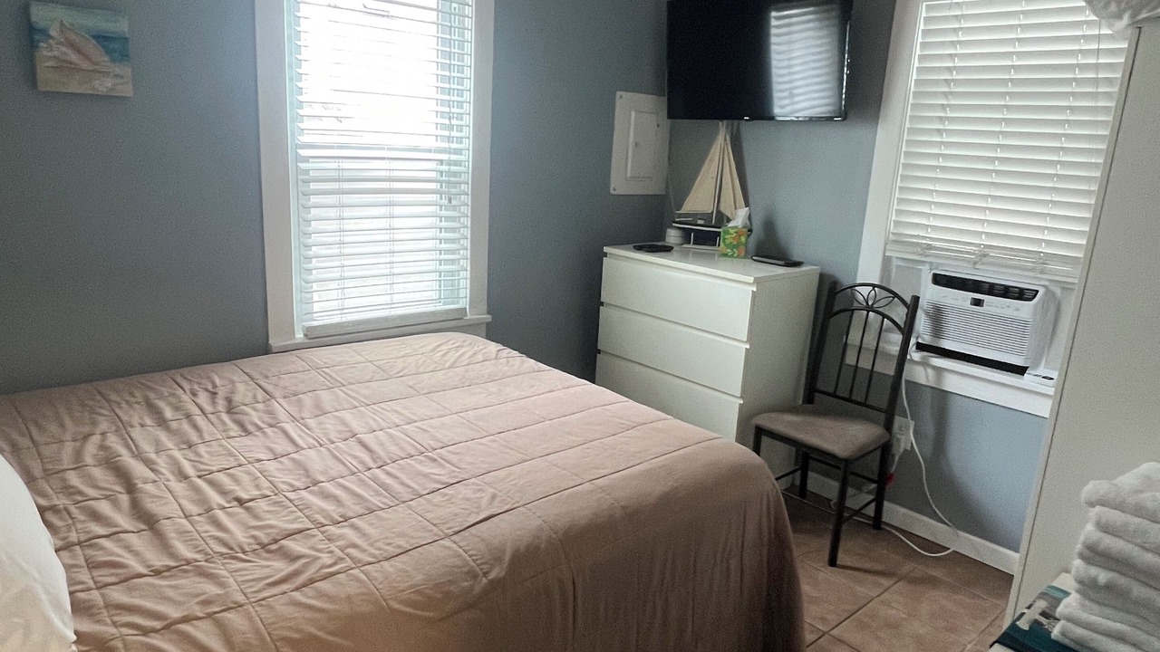 Photo of Bedroom in North End
