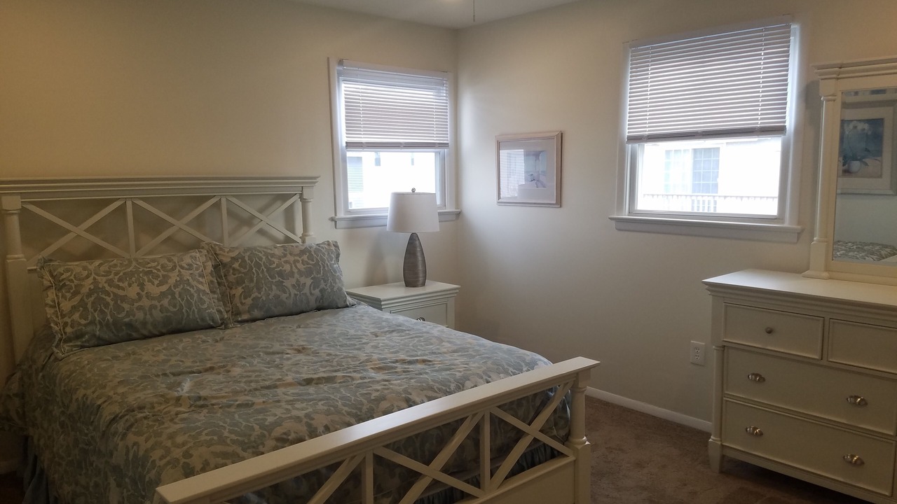 Photo of Bedroom in Avalon
