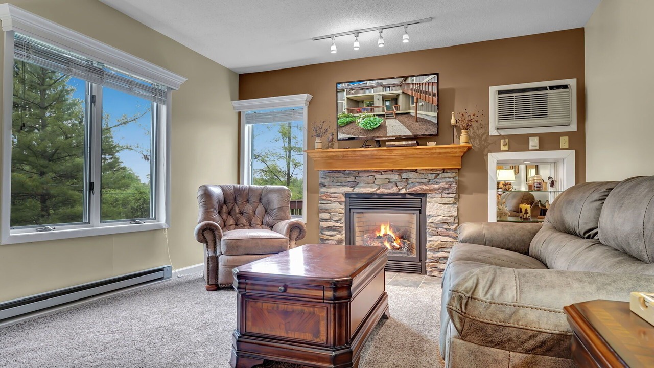 Photo of Livingroom in Clymer