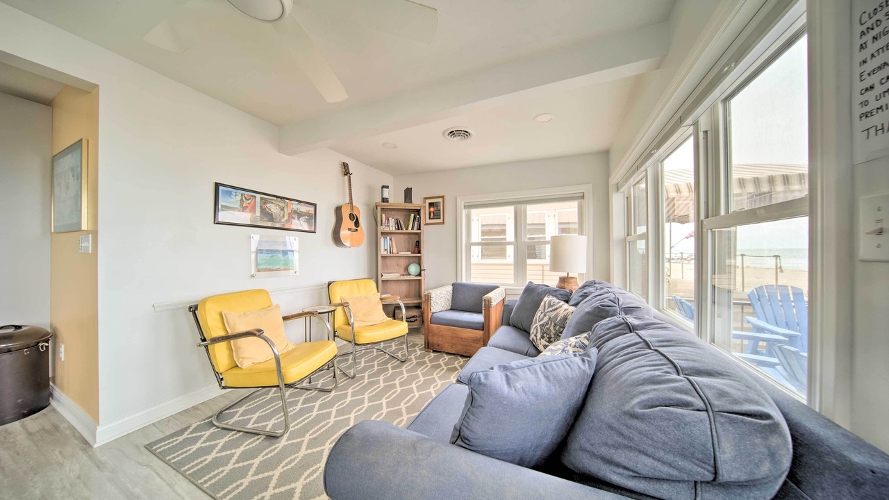 Photo of Livingroom in Erie