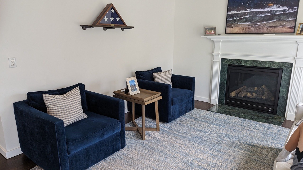 Photo of Livingroom in Avon