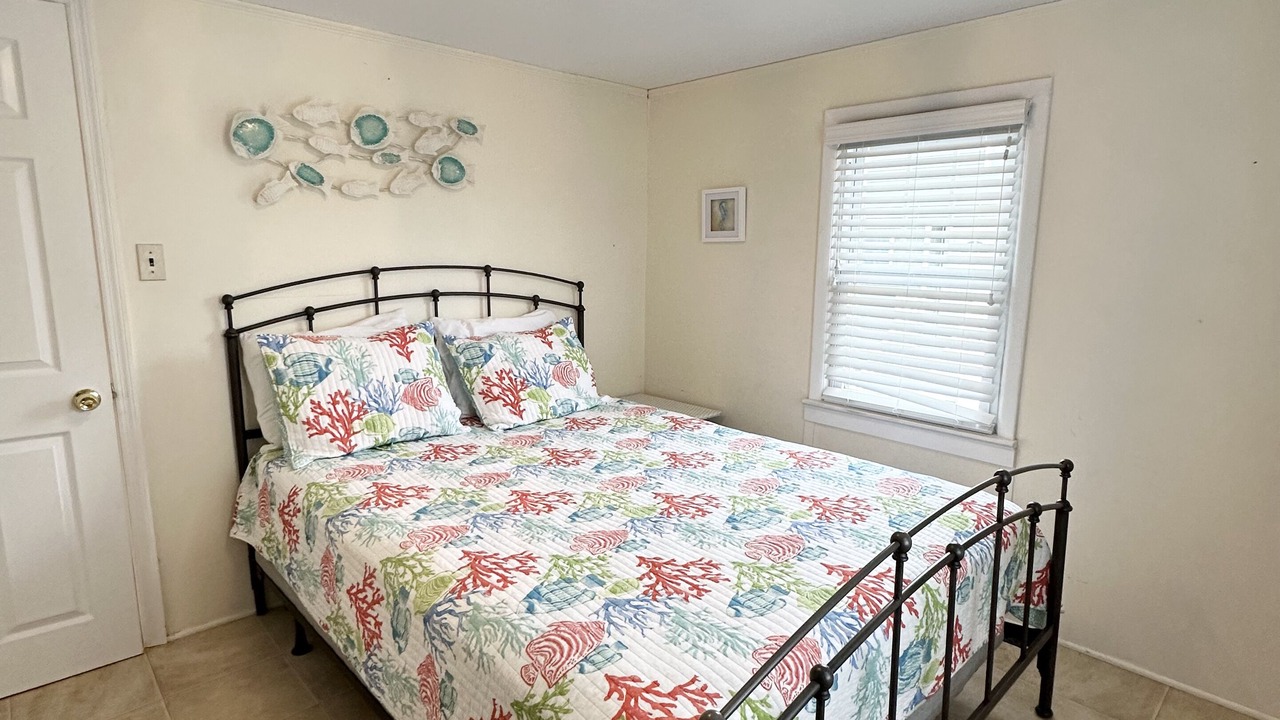 Photo of Bedroom in Ortley Beach