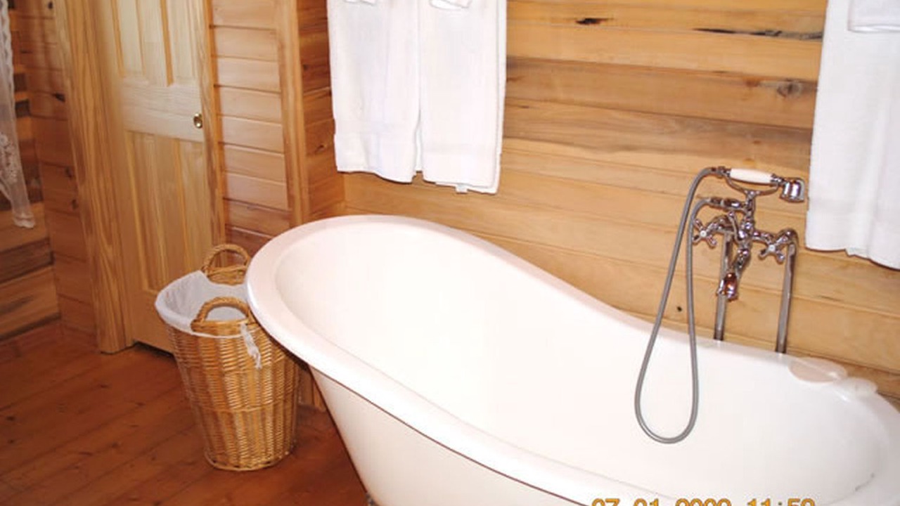 Photo of Bathroom in True