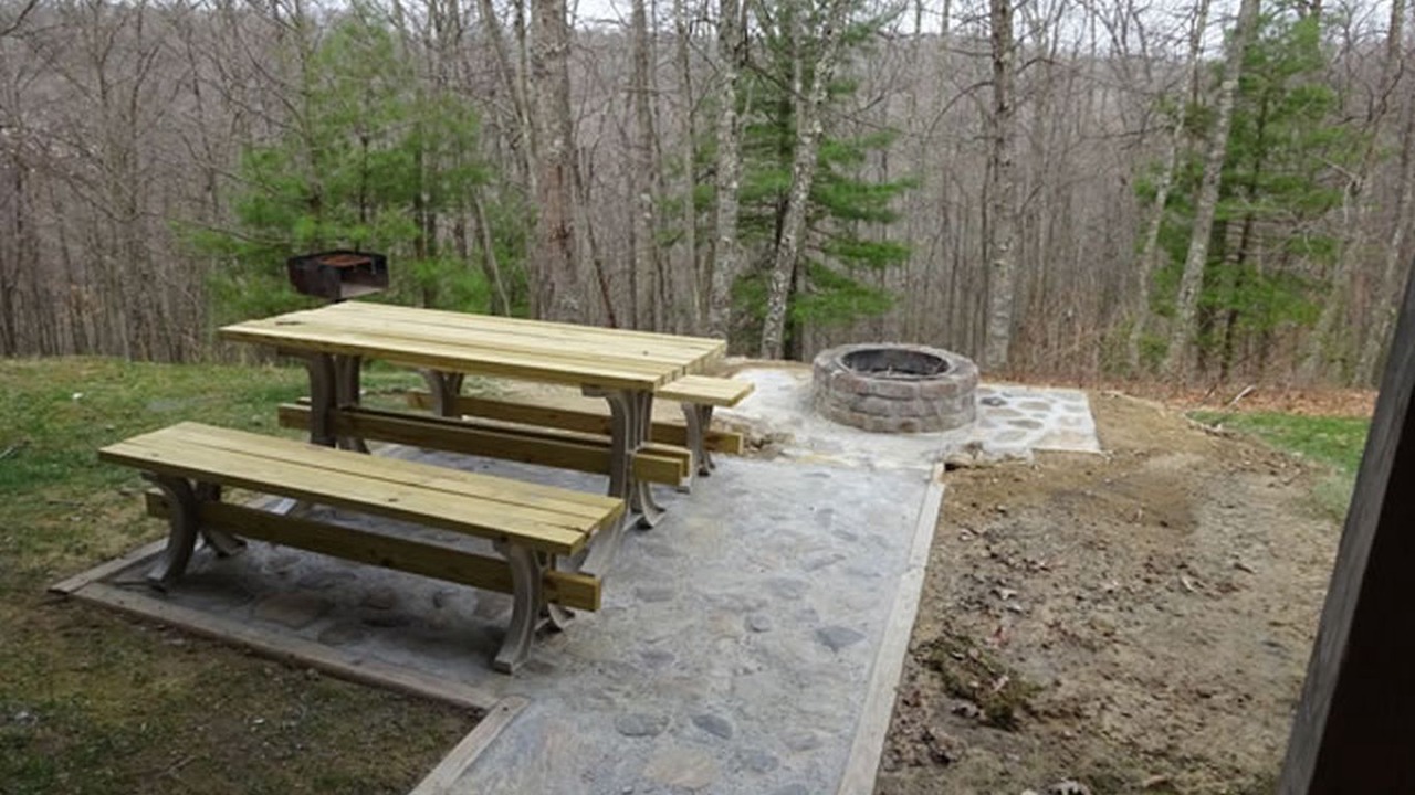 Photo of Outdoor in True