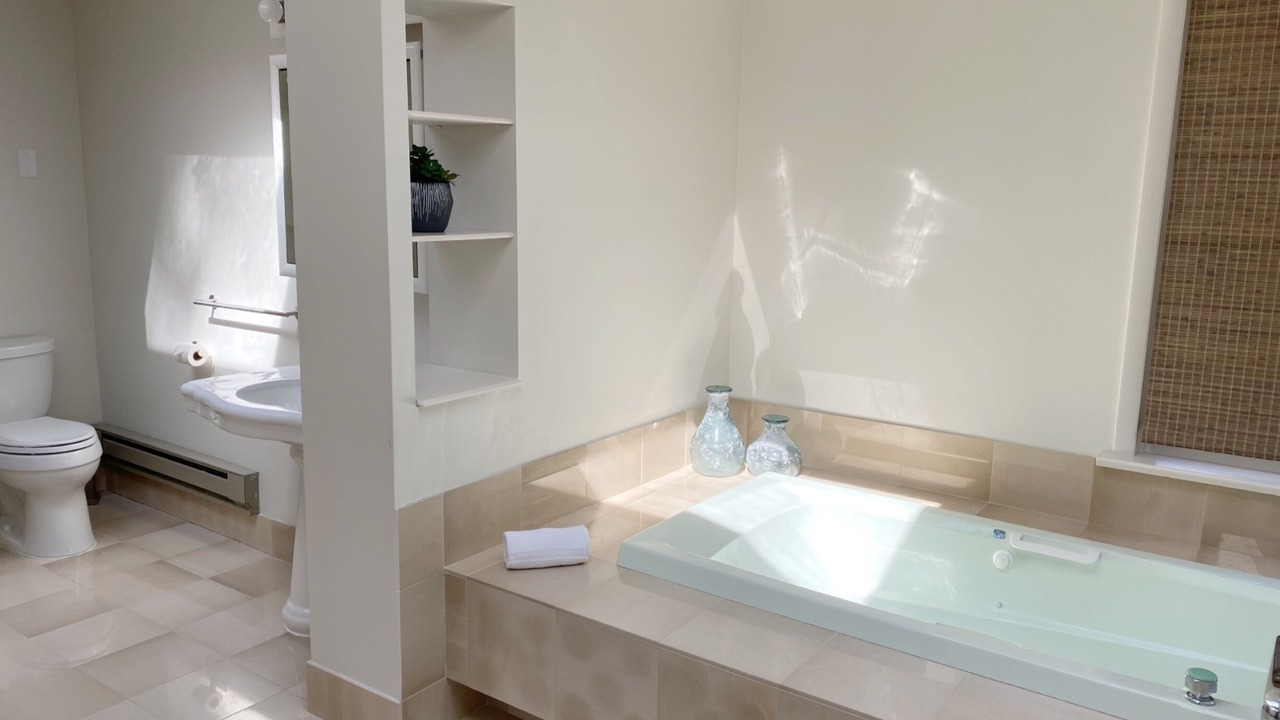 Photo of Bathroom in Greentown