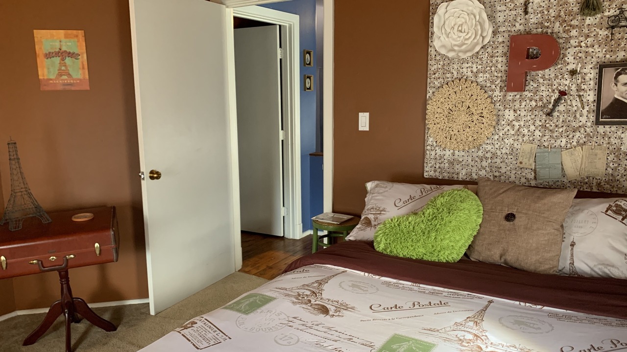Photo of Bedroom in Covington