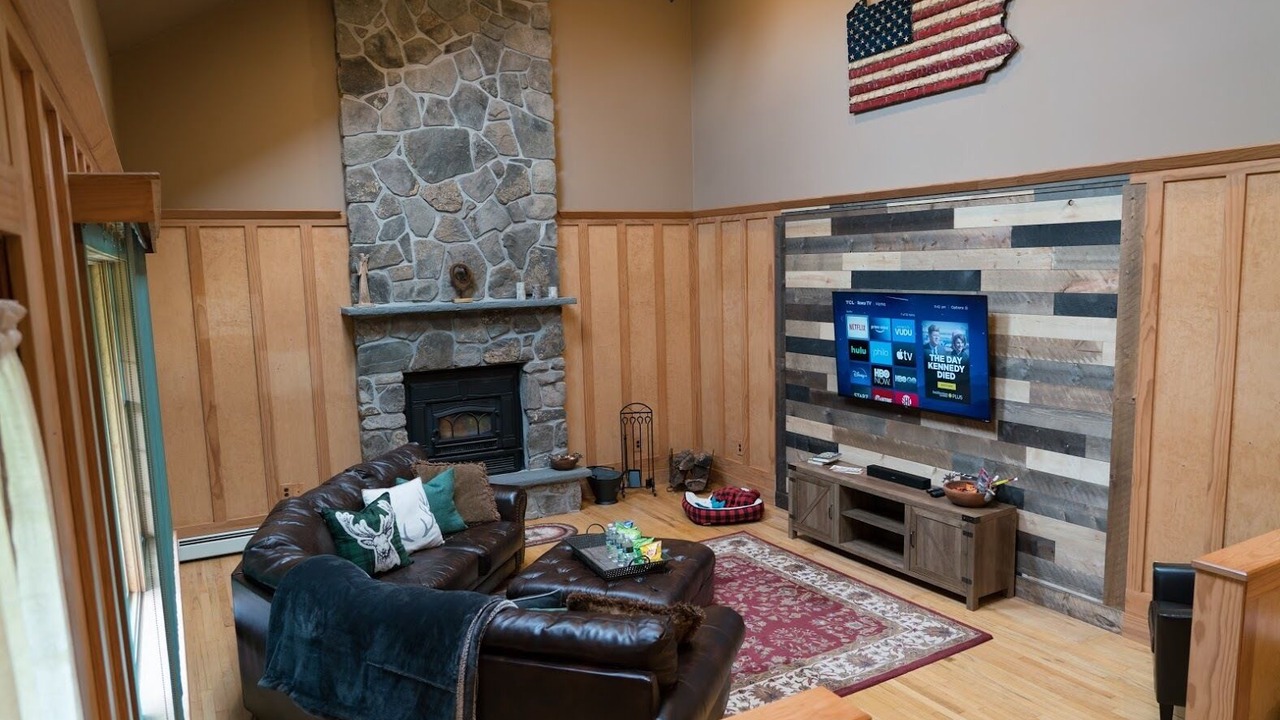 Photo of Livingroom in White Mills