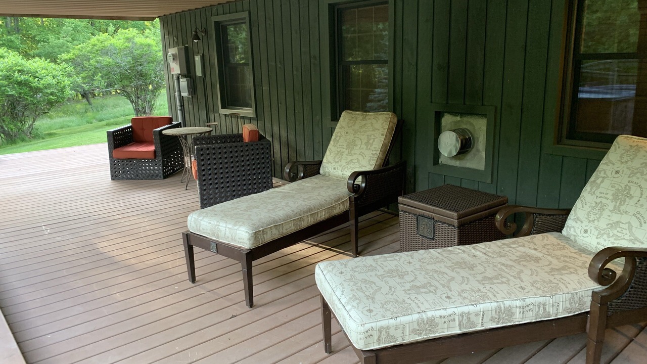 Photo of Patio Balcony in White Mills