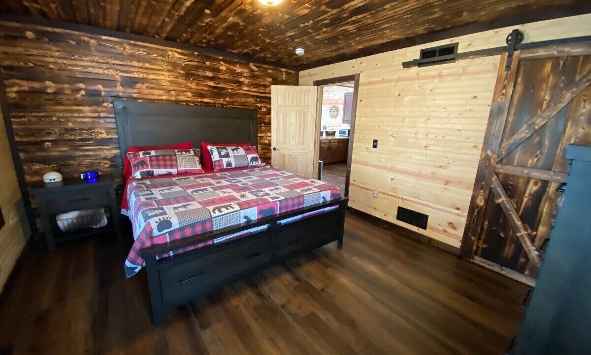 Photo of Bedroom in Rockbridge