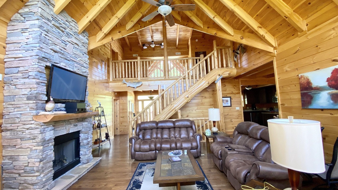 Photo of Livingroom in Rock Harbor