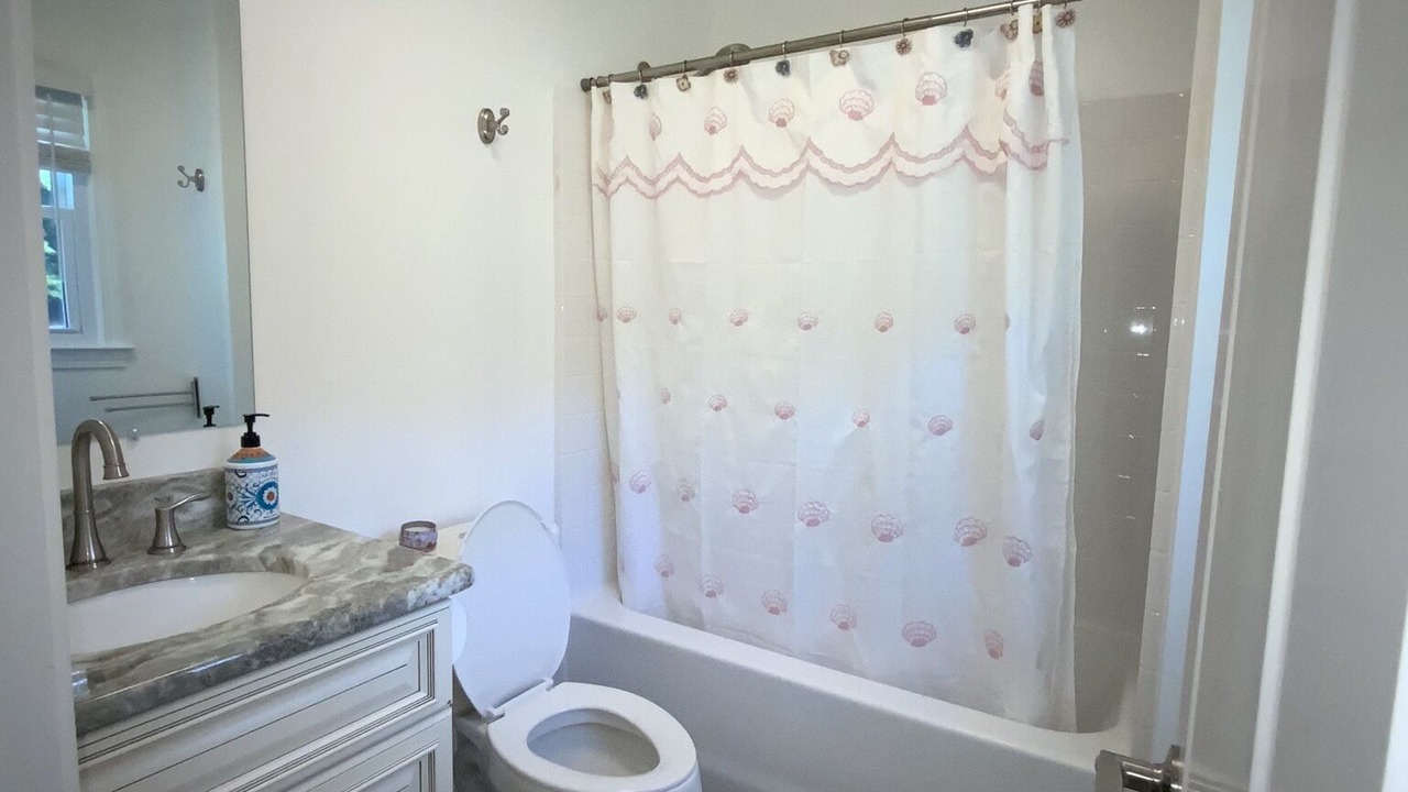 Photo of Bathroom in Painter
