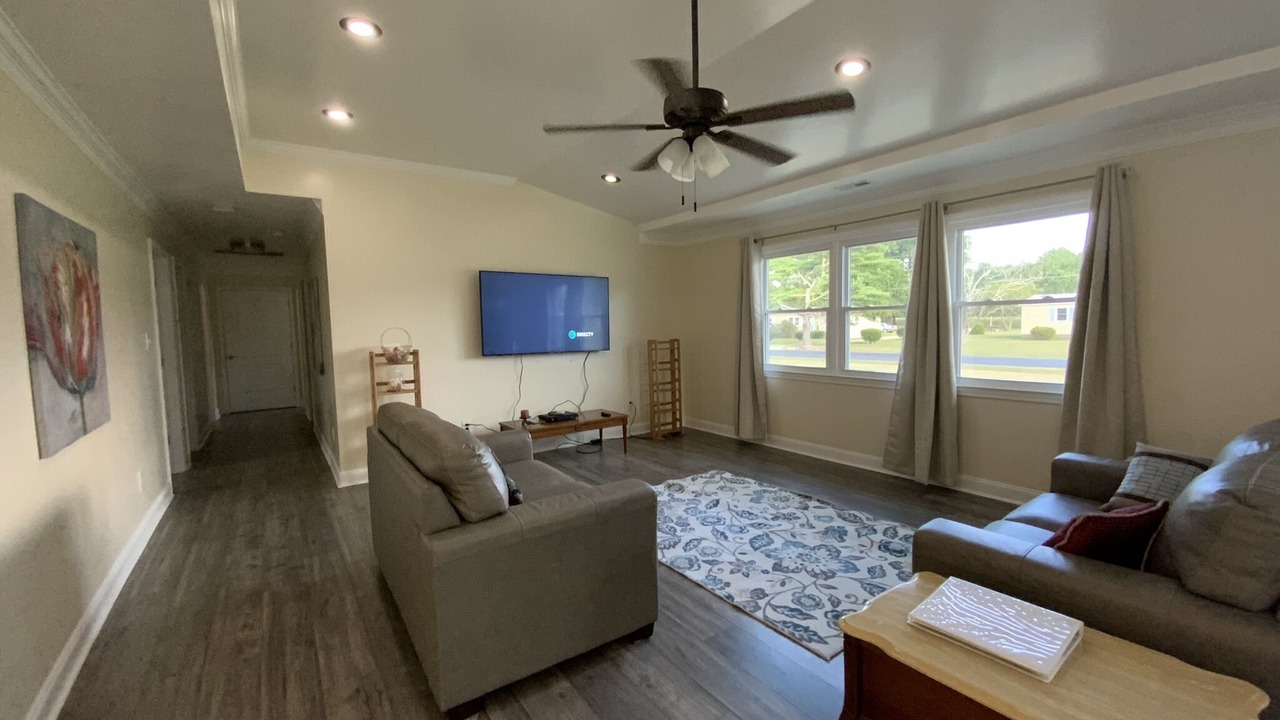 Photo of Livingroom in Painter