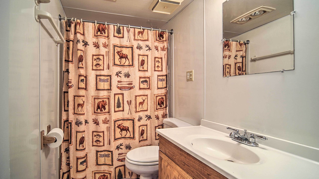 Photo of Bathroom in Russell