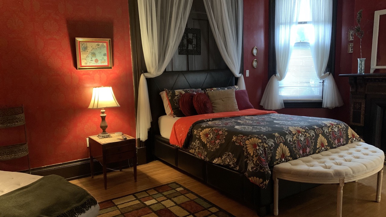 Photo of Bedroom in Covington