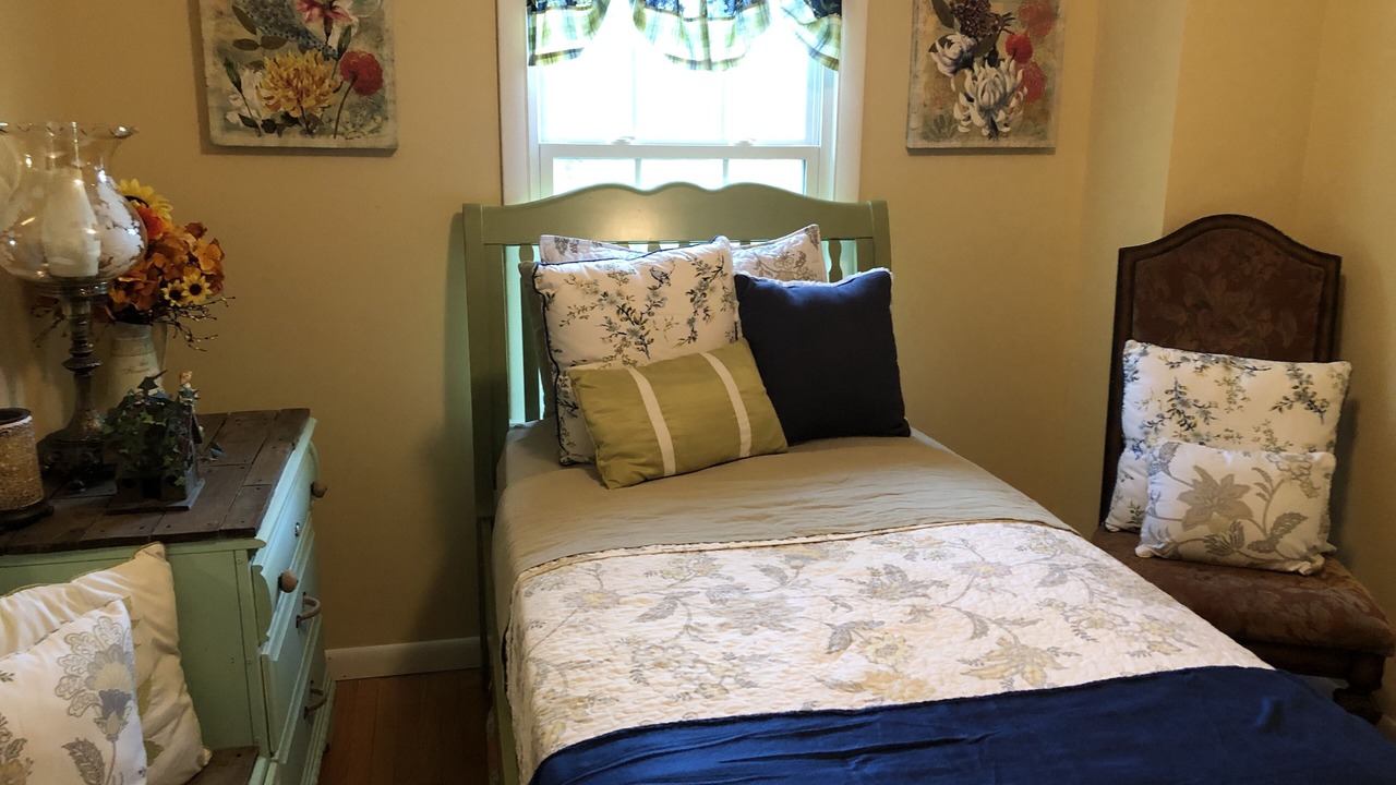 Photo of Bedroom in Berkeley Springs