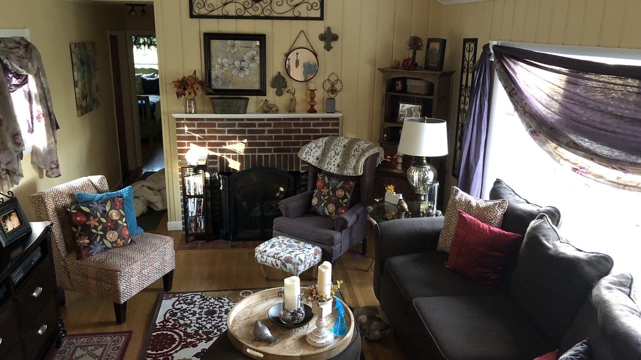 Photo of Bedroom in Berkeley Springs