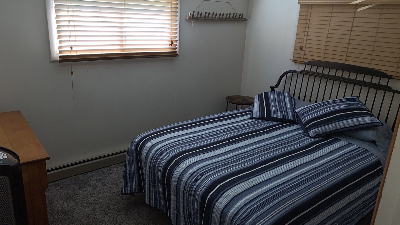 Photo of Bedroom in Oak Harbor