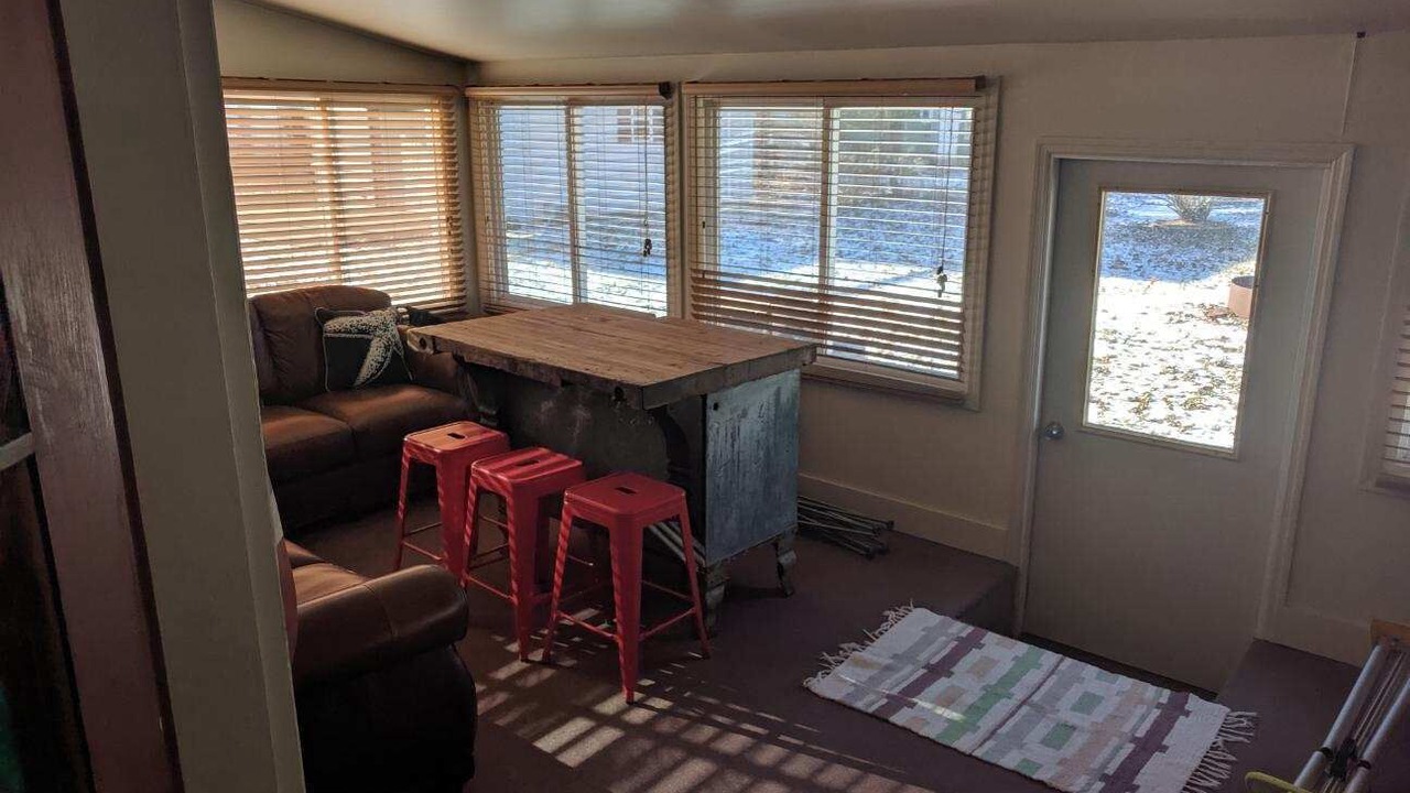 Photo of Livingroom in Oak Harbor