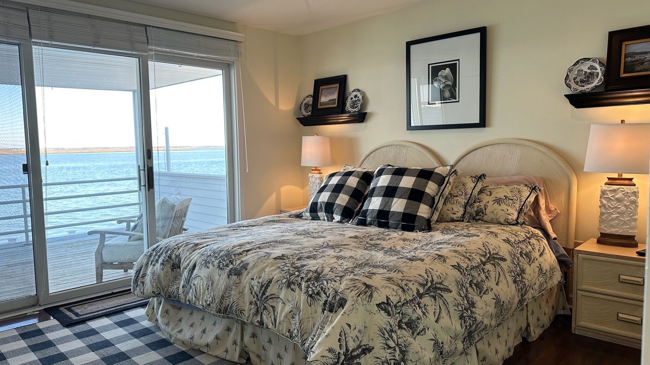 Photo of Bedroom in Stone Harbor