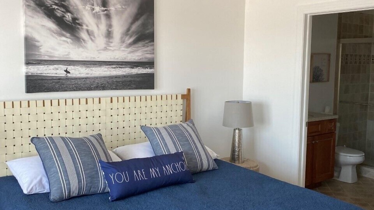 Photo of Bedroom in Avalon