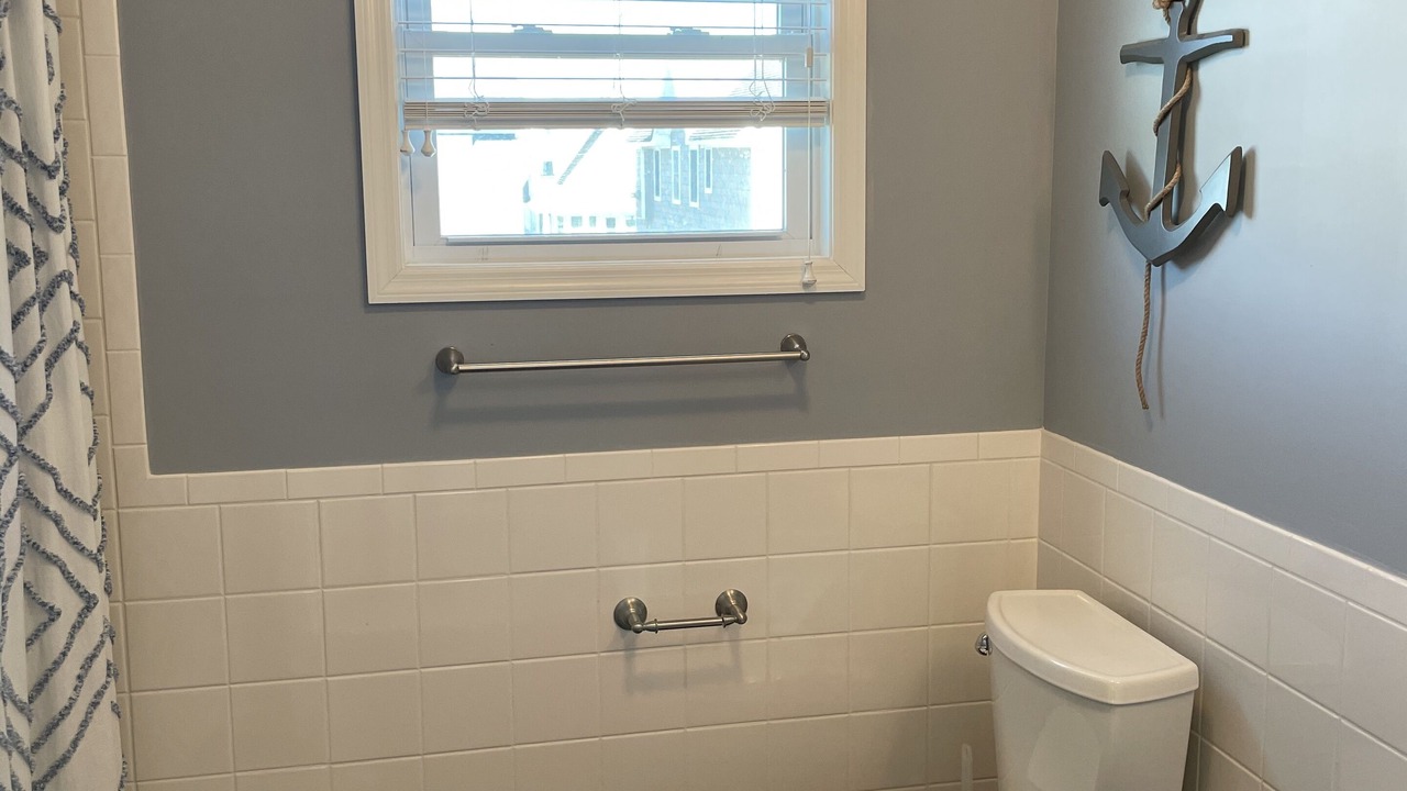 Photo of Bathroom in Ortley Beach