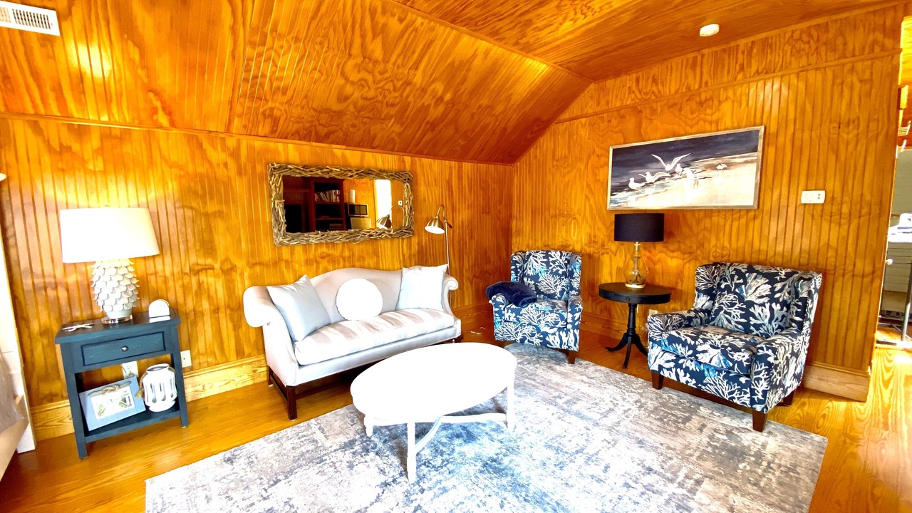 Photo of Livingroom in Historic Downtown Manteo