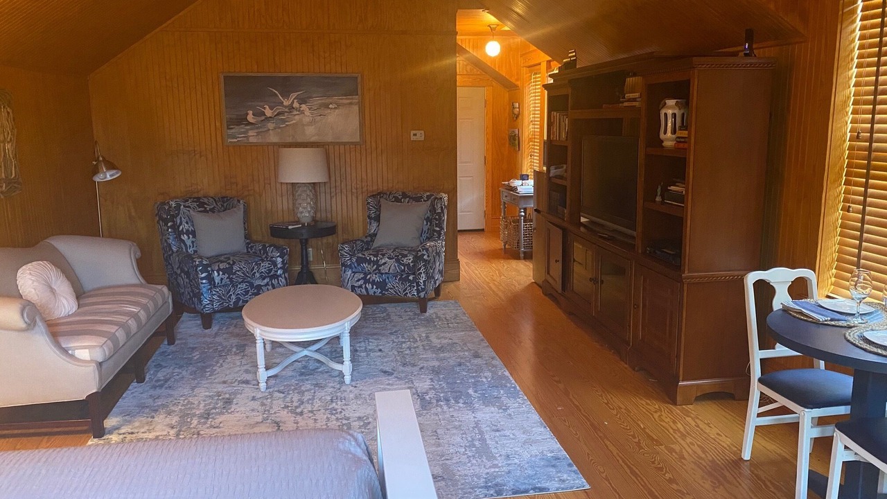 Photo of Livingroom in Historic Downtown Manteo