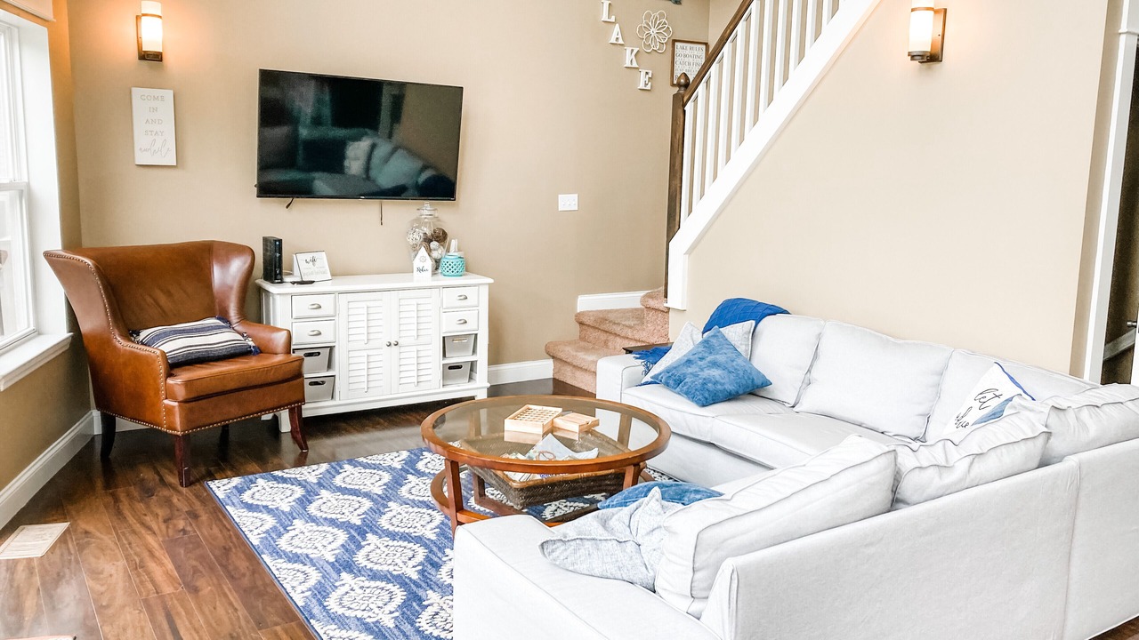 Photo of Bedroom in Flat Hollow Marina